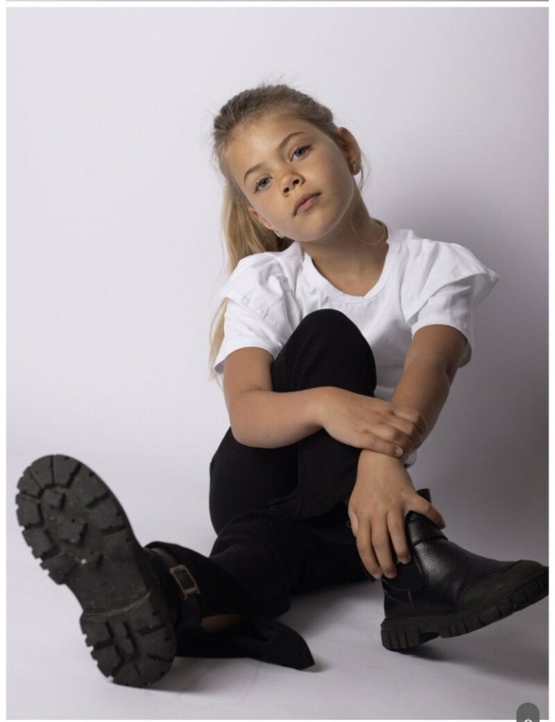 ZAZA Casting model ID: 24914