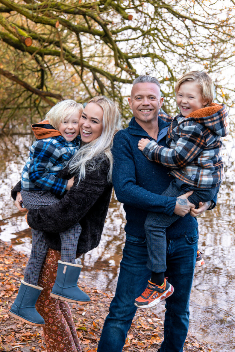 ZAZA Casting familie ID: 1813