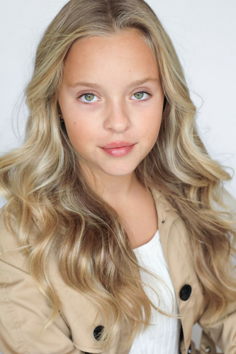 ZAZA Casting model ID: 7452