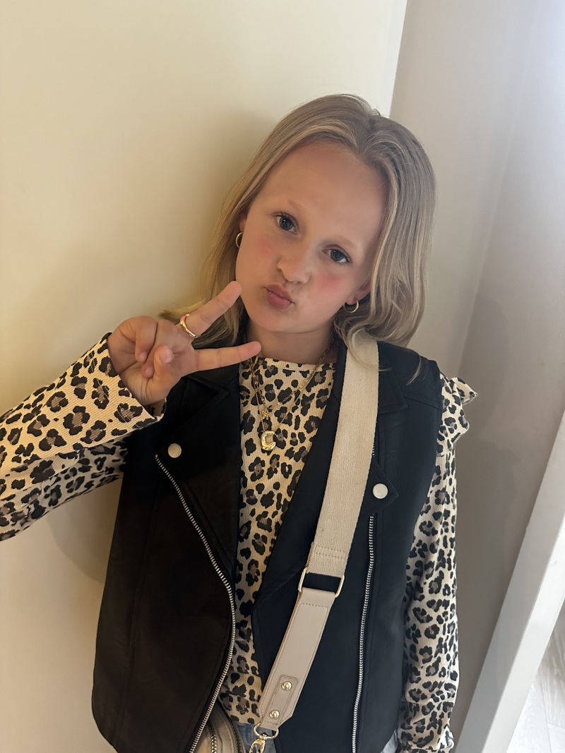 ZAZA Casting model ID: 15281