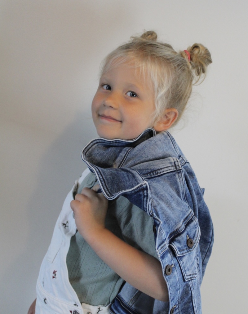 ZAZA Casting model ID: 14809