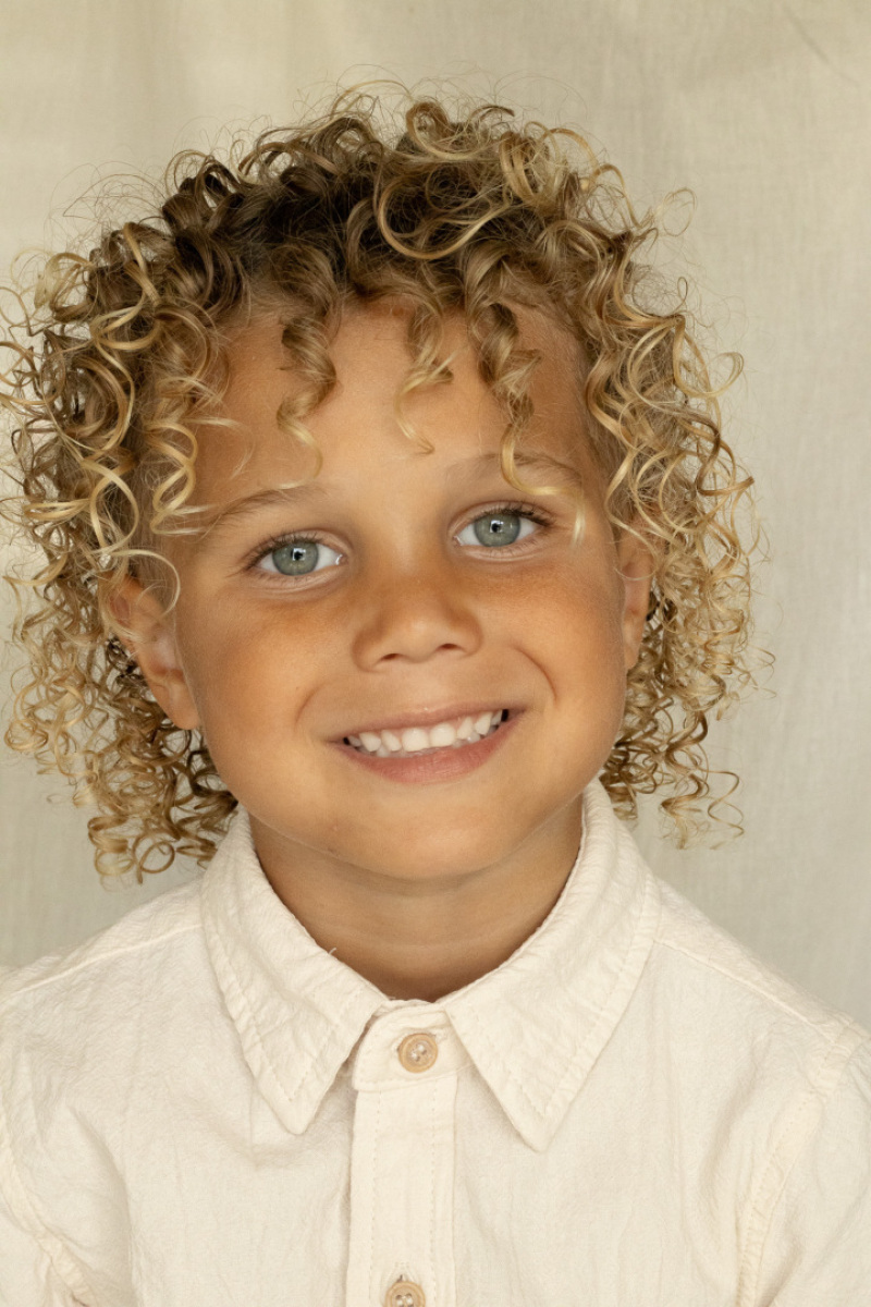 ZAZA Casting model ID: 26796