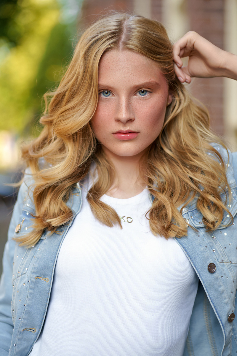 ZAZA Casting model ID: 17402