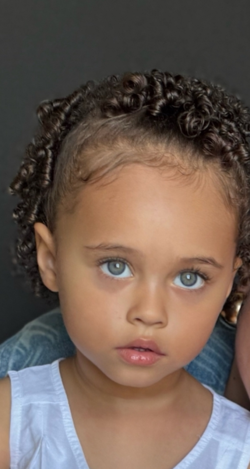 ZAZA Casting model ID: 25568