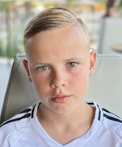 ZAZA Casting model ID: 26990