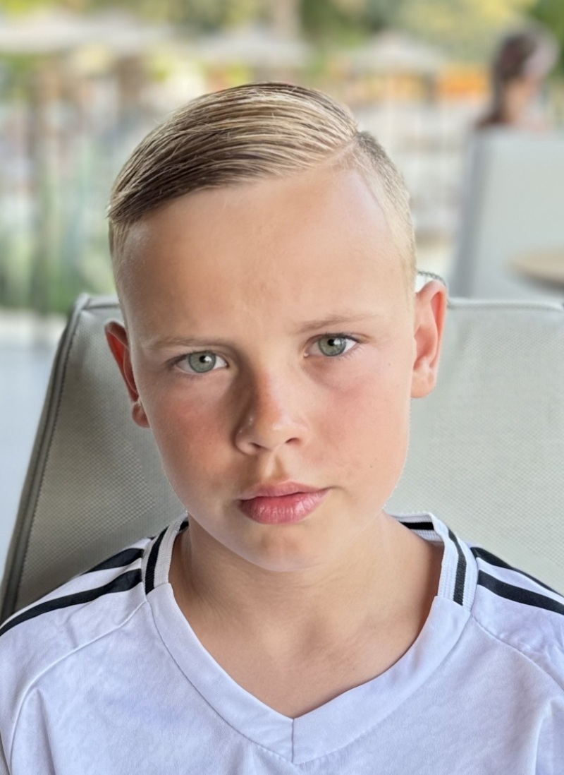 ZAZA Casting model ID: 26990