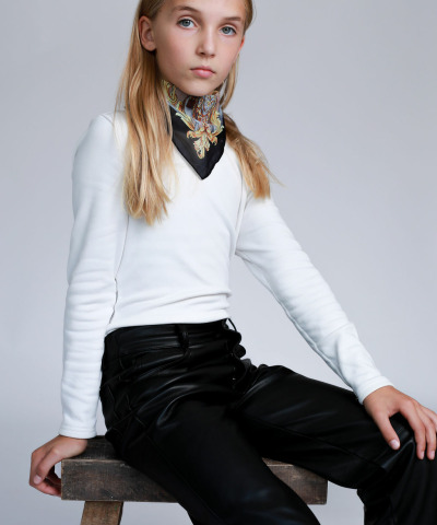 ZAZA Casting model ID: 16482