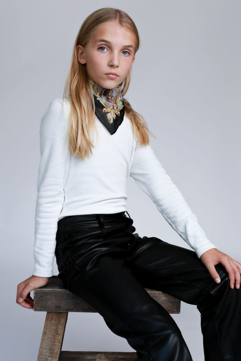 ZAZA Casting model ID: 16482