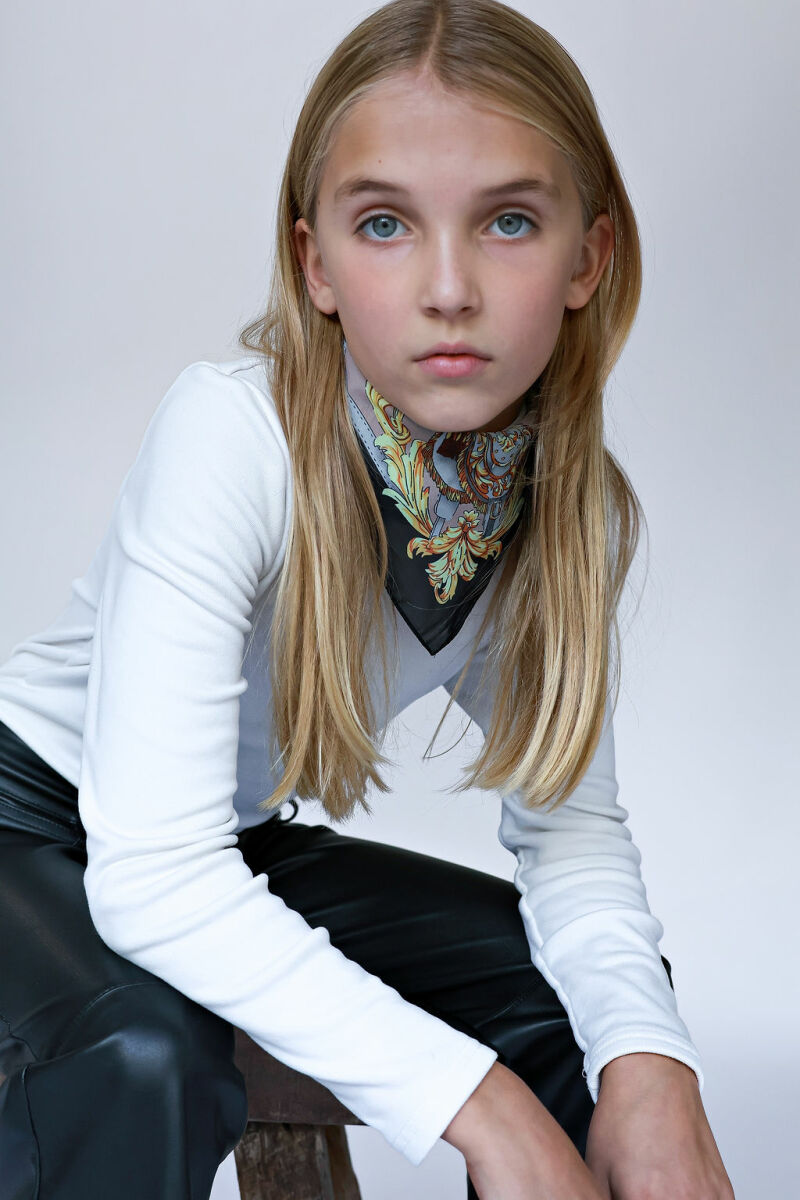 ZAZA Casting model ID: 16482