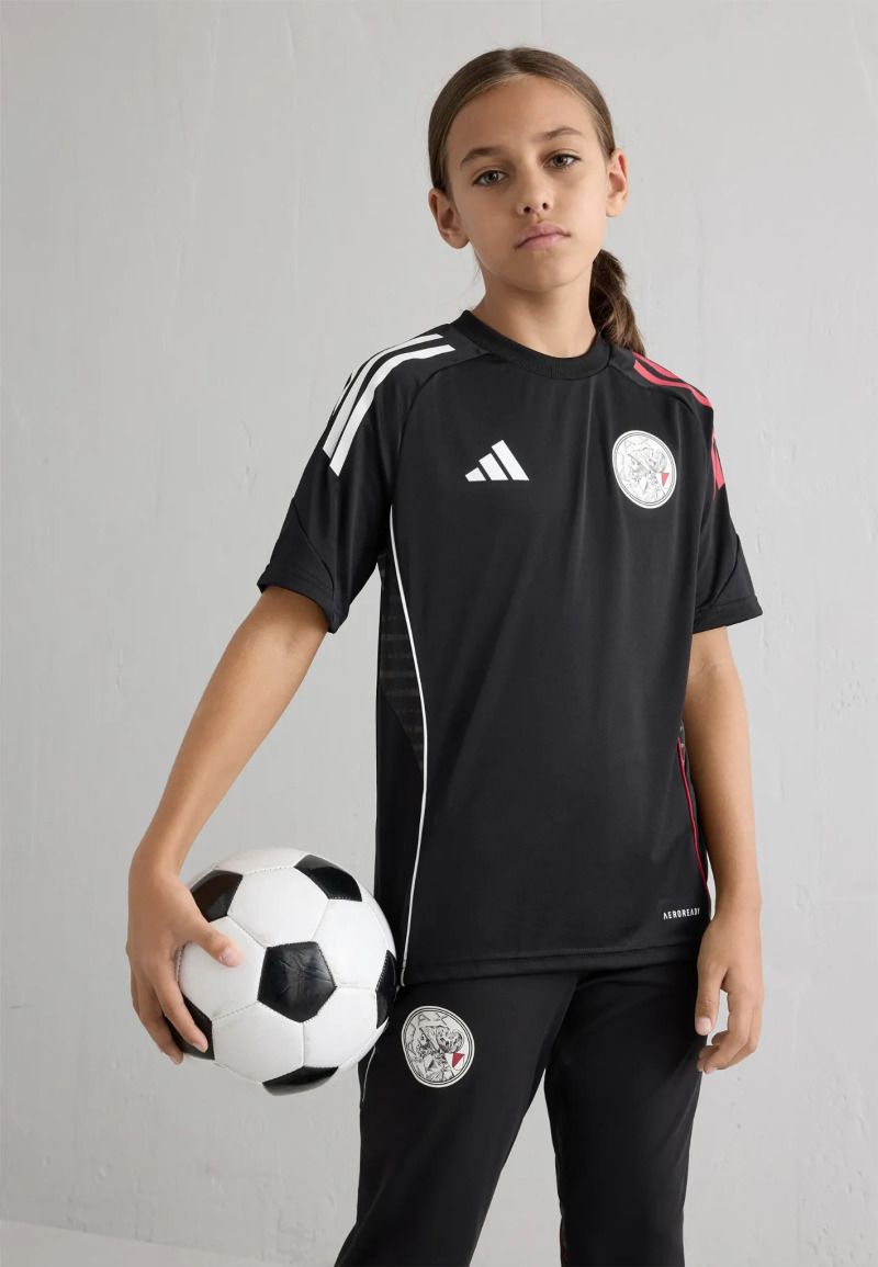 ZAZA Casting model ID: 2532