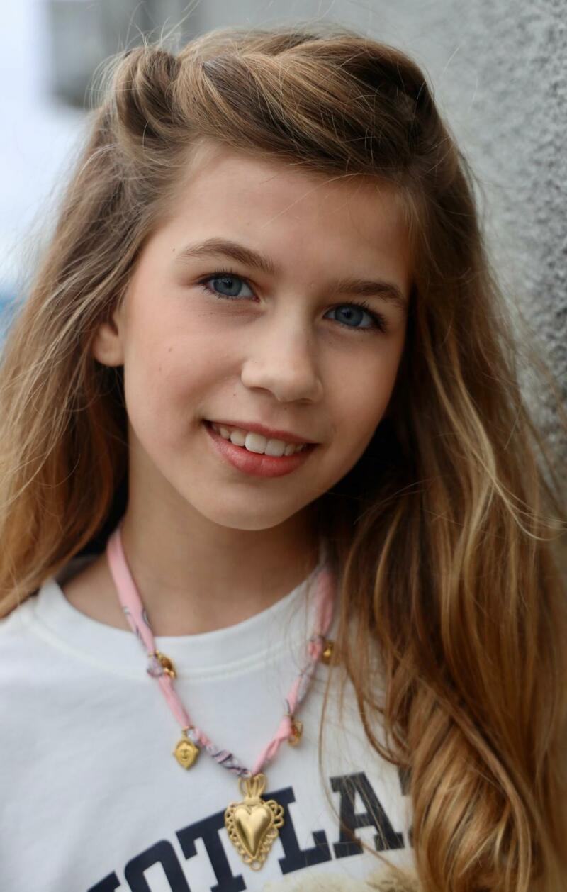 ZAZA Casting model ID: 25324