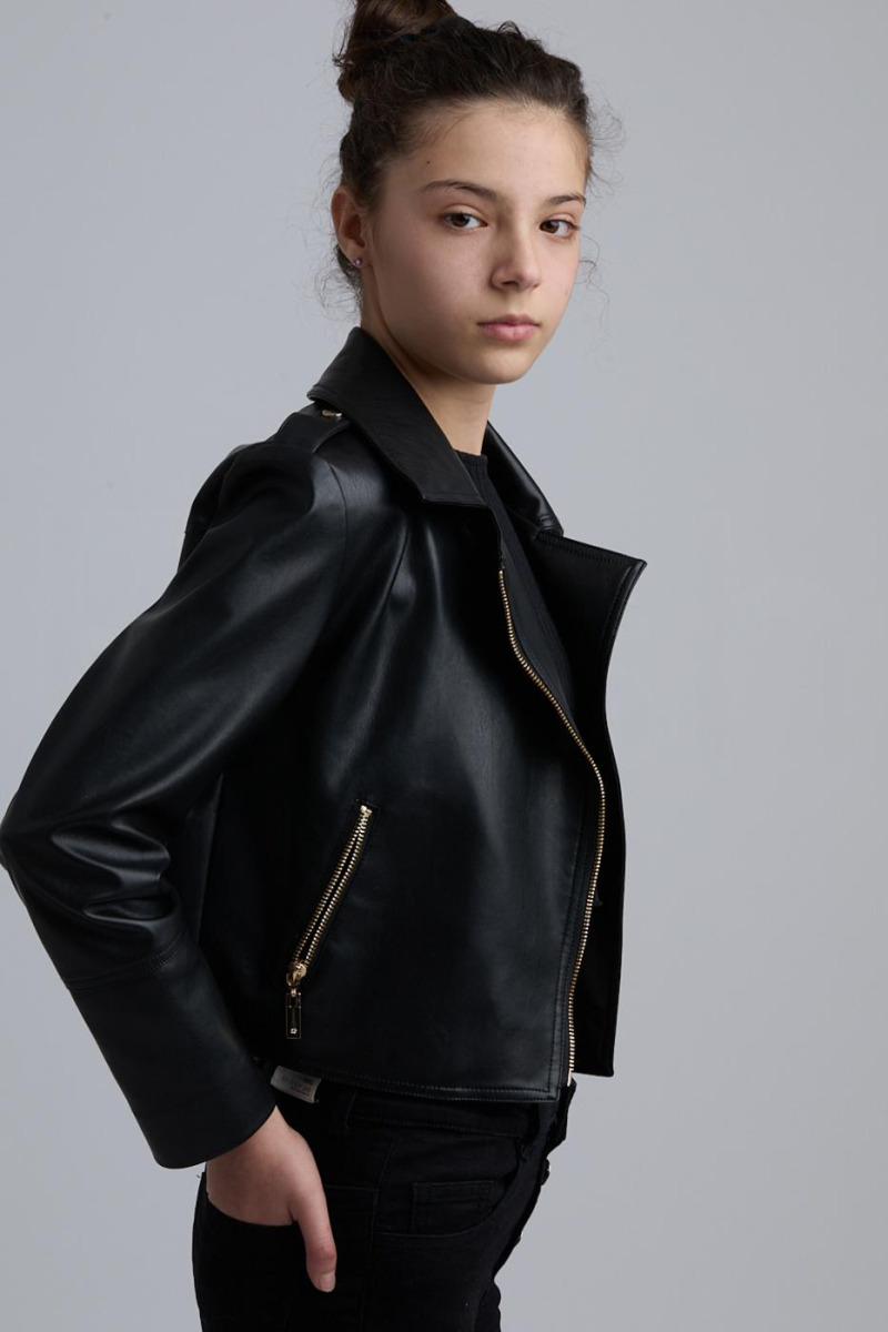 ZAZA Casting model ID: 25759