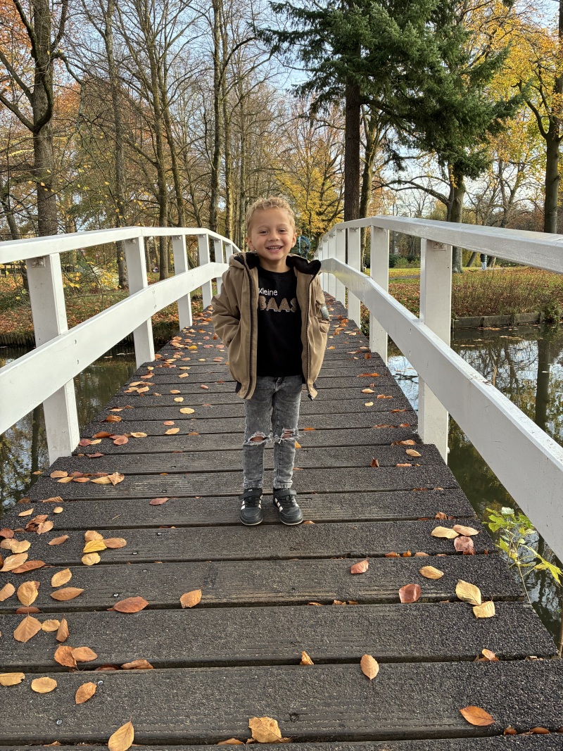 ZAZA Casting model ID: 26677