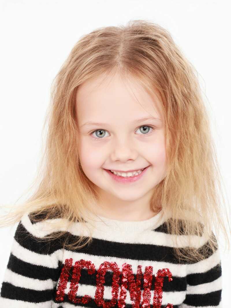 ZAZA Casting model ID: 27269