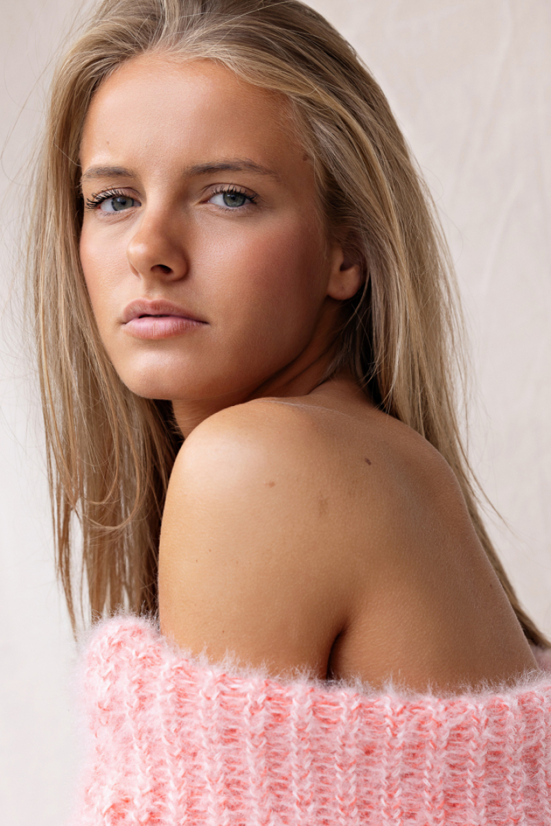 ZAZA Casting model ID: 27294