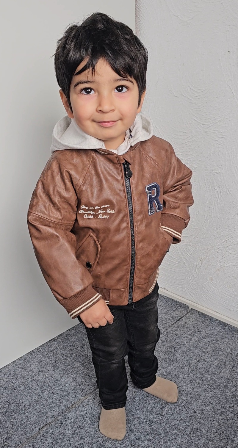 ZAZA Casting model ID: 27288