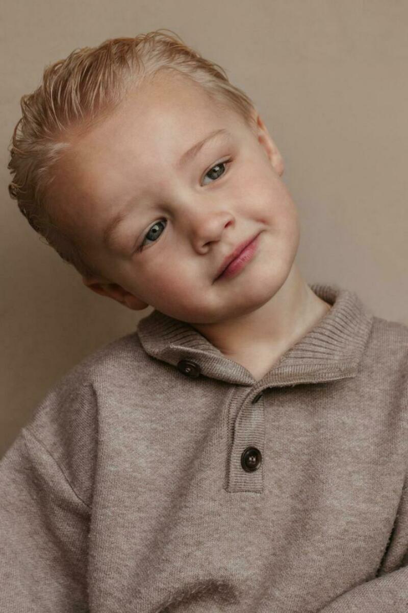 ZAZA Casting model ID: 27325