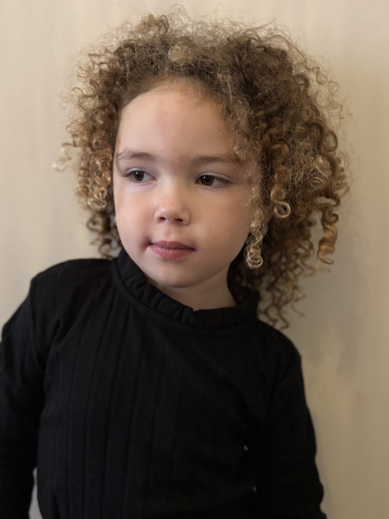 ZAZA Casting model ID: 25080