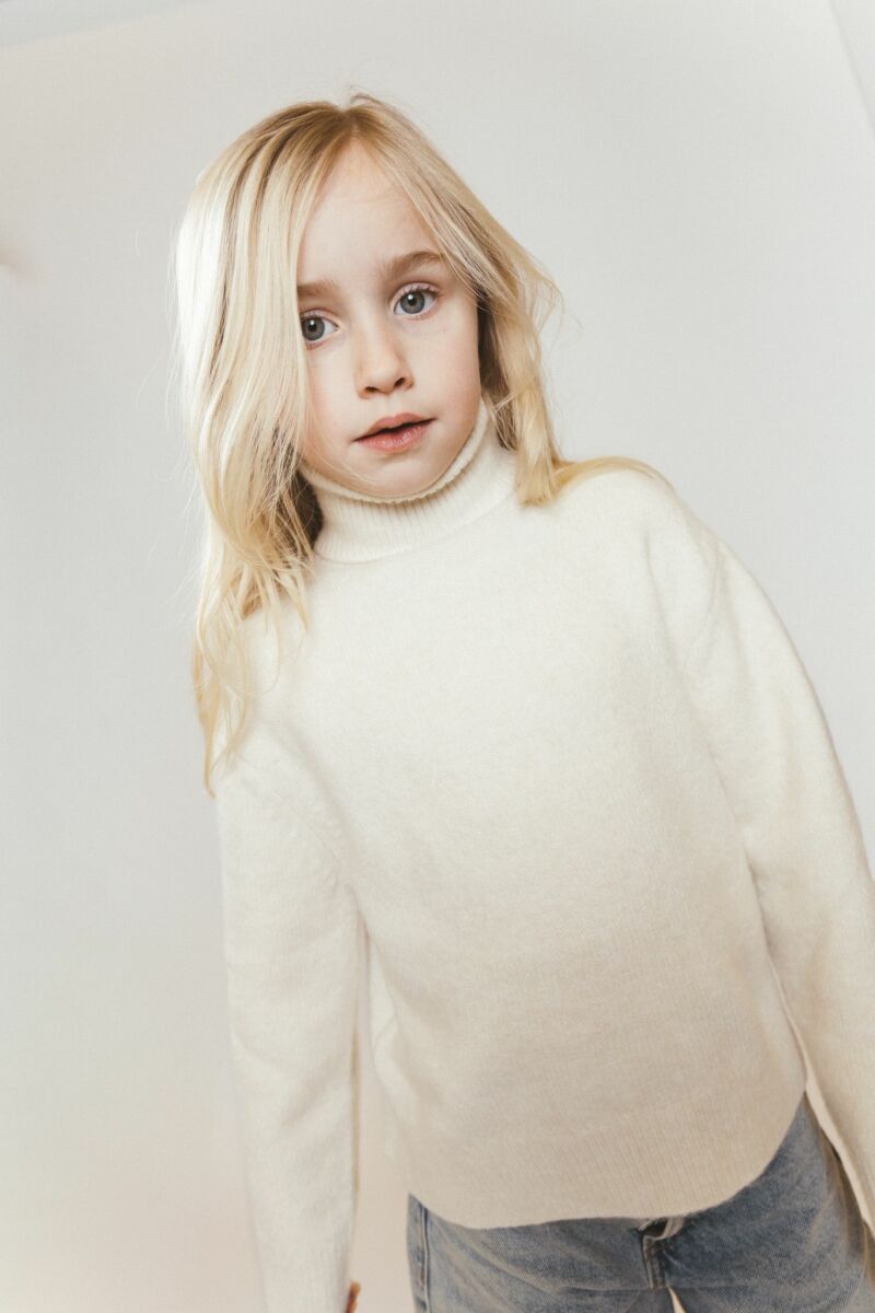 ZAZA Casting model ID: 27164