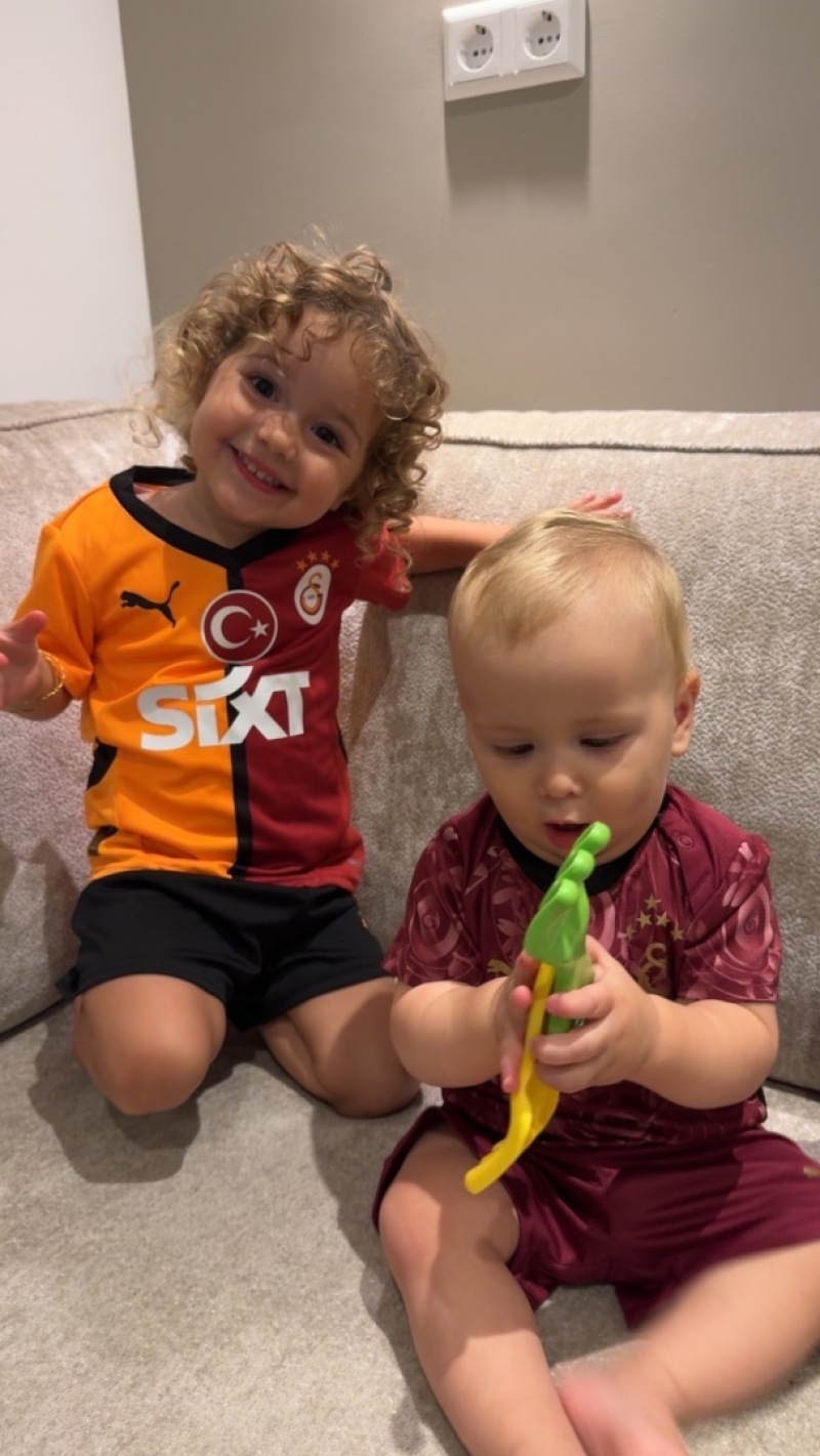 ZAZA Casting model ID: 27349