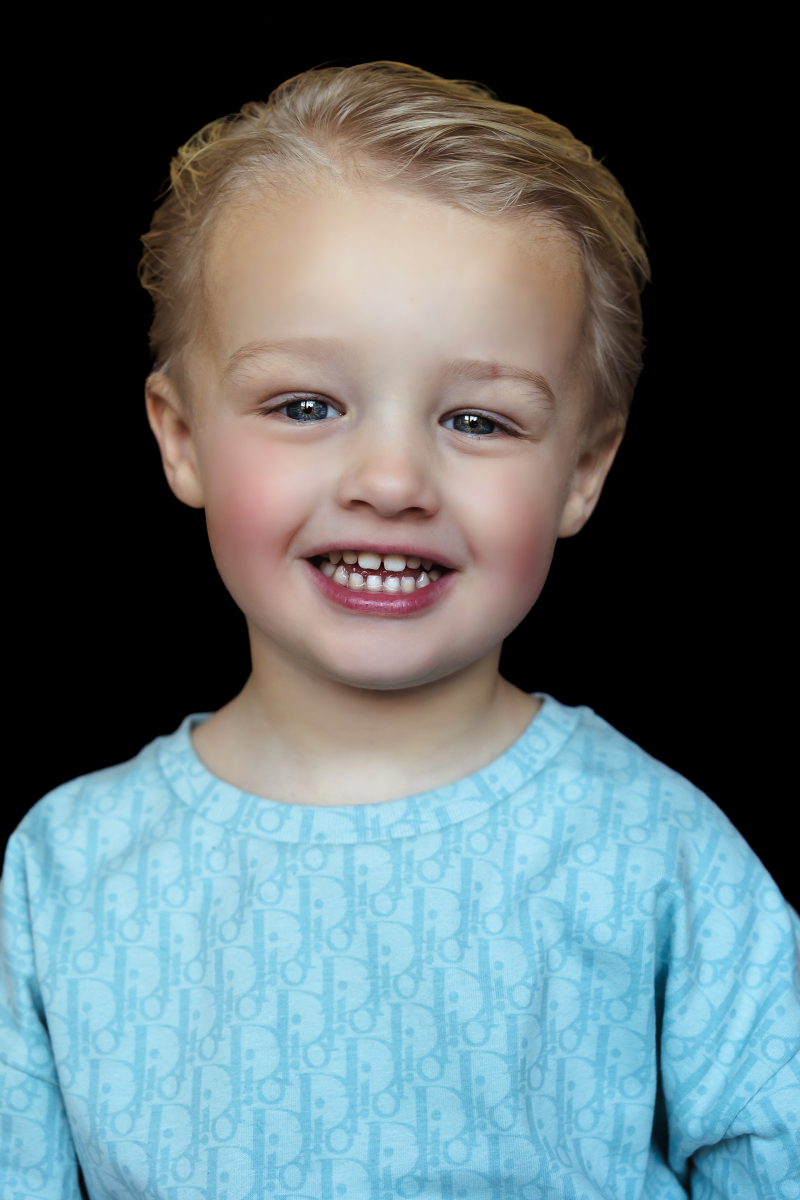 ZAZA Casting model ID: 27325