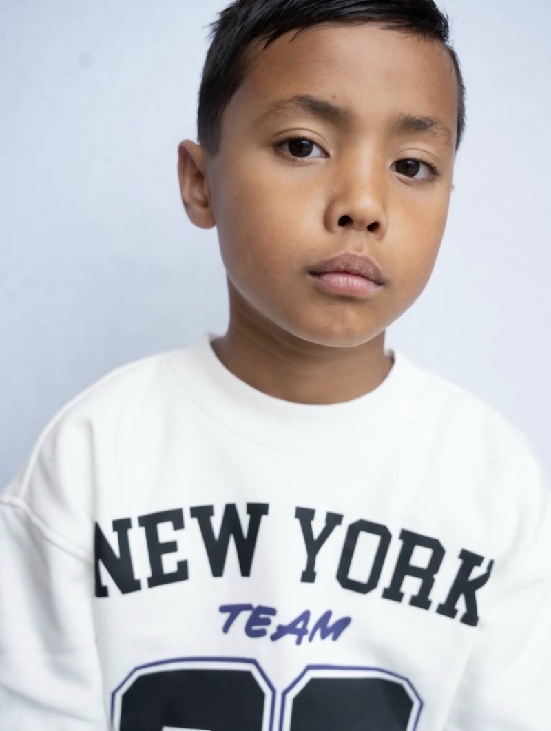 ZAZA Casting model ID: 27369