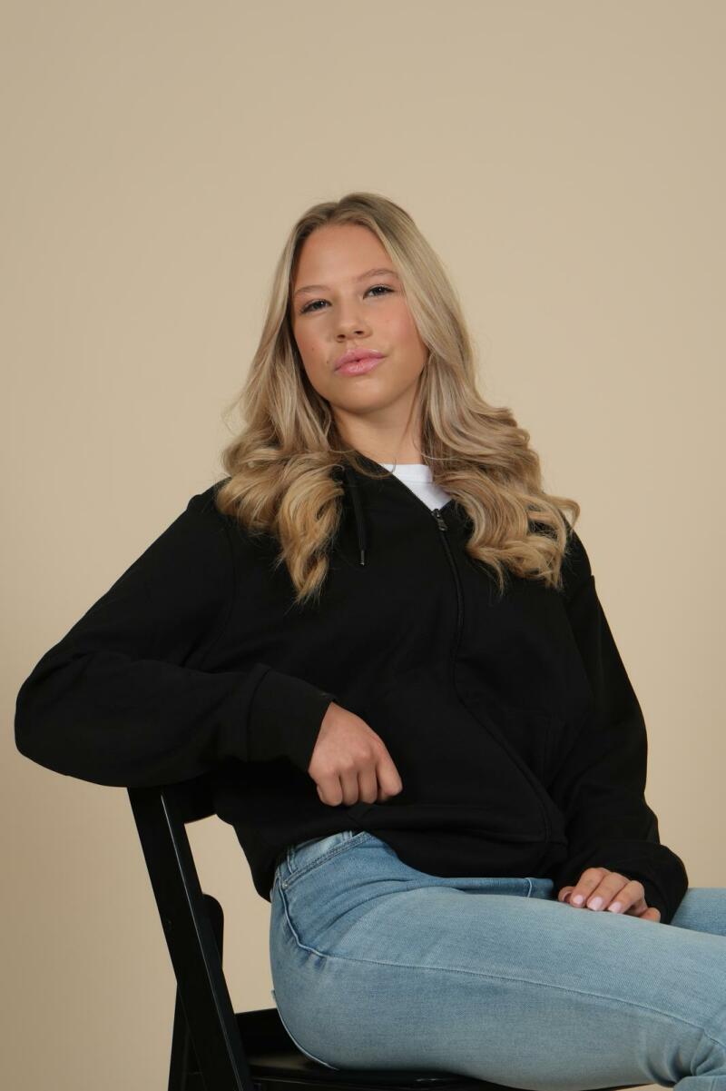 ZAZA Casting model ID: 23688