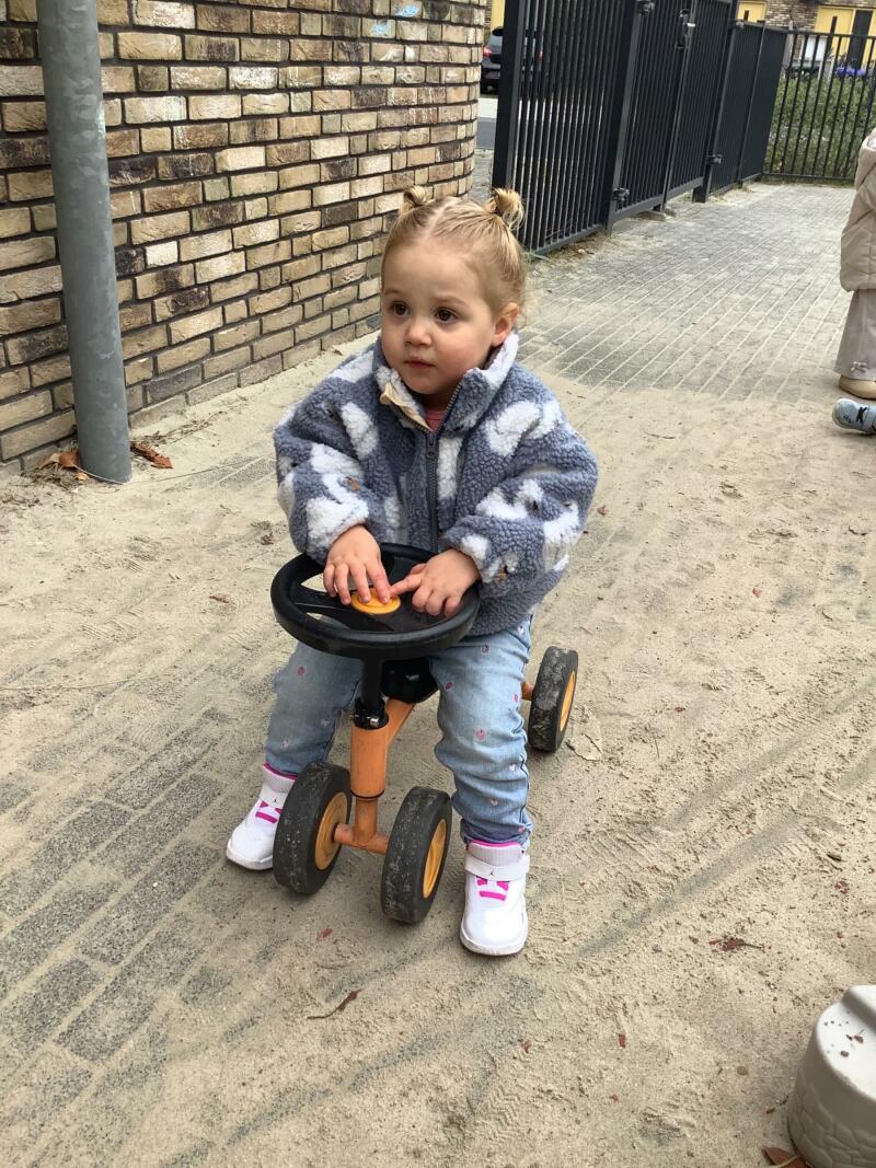 ZAZA Casting model ID: 23897