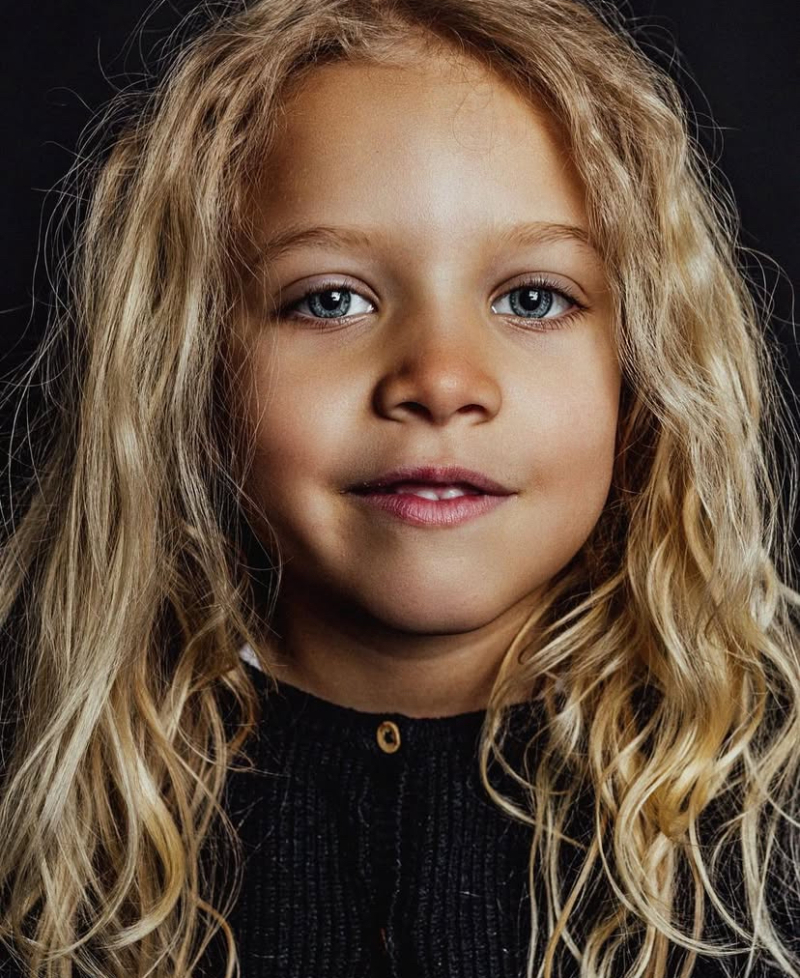 ZAZA Casting model ID: 27419