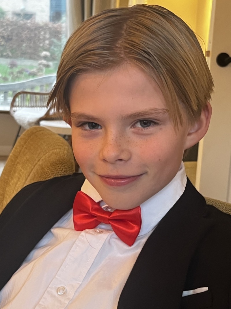 ZAZA Casting model ID: 27467