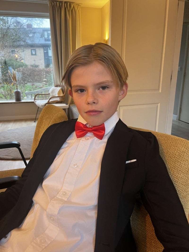 ZAZA Casting model ID: 27467