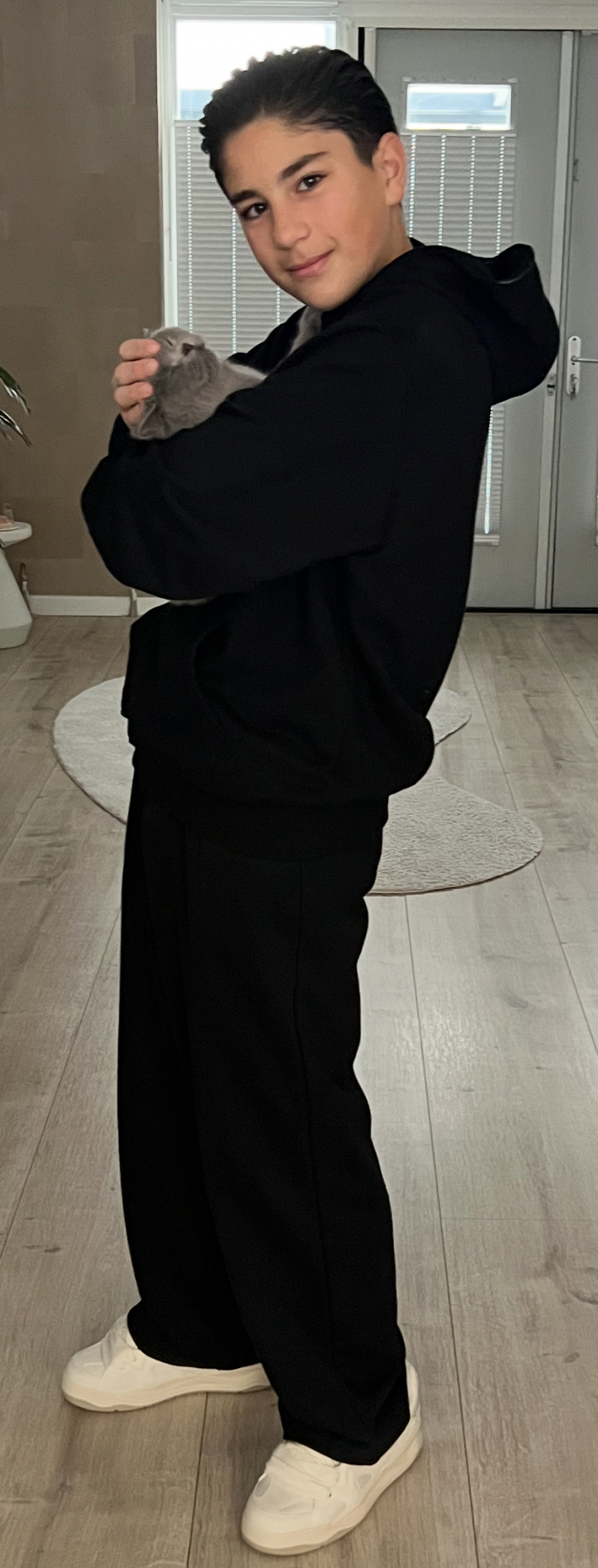 ZAZA Casting model ID: 2577