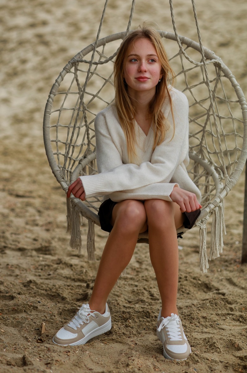 ZAZA Casting model ID: 27289