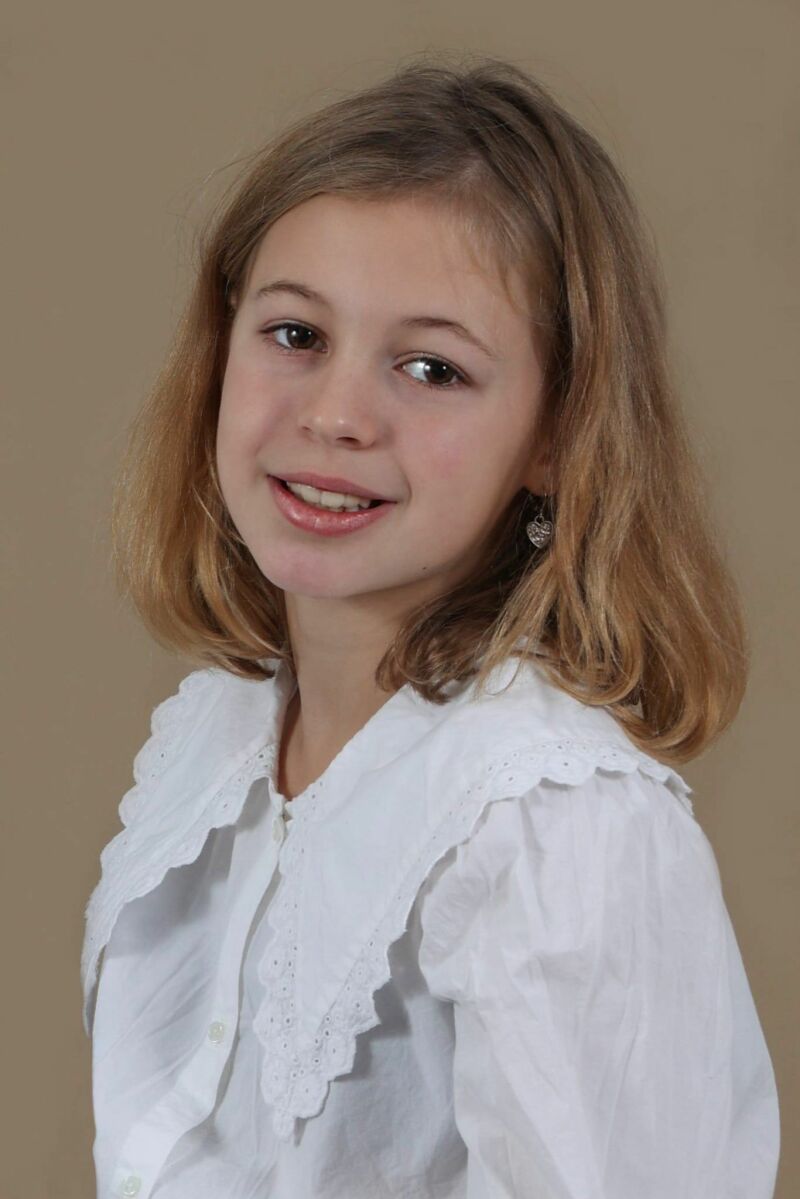 ZAZA Casting model ID: 27539