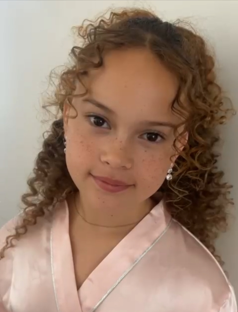 ZAZA Casting model ID: 24345