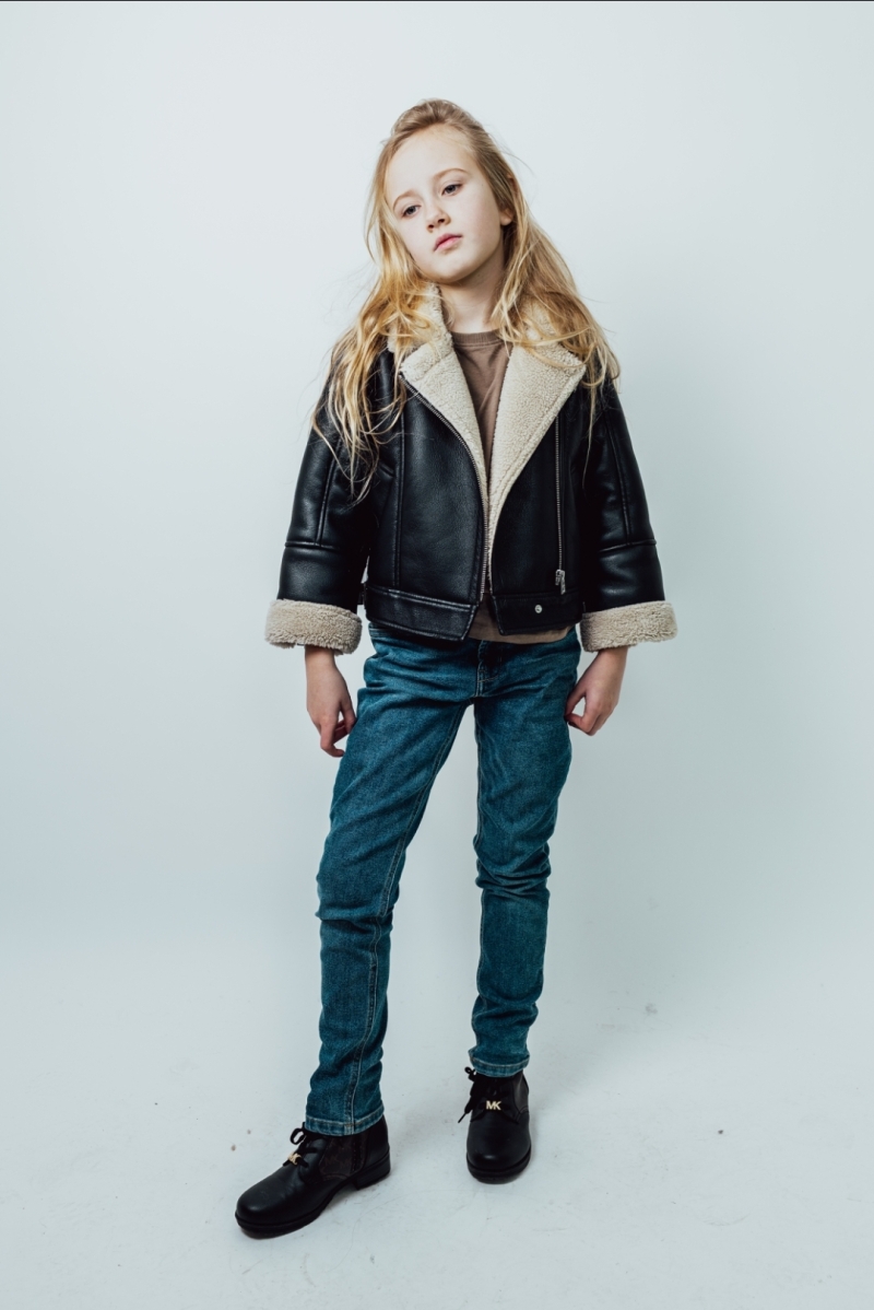 ZAZA Casting model ID: 26681