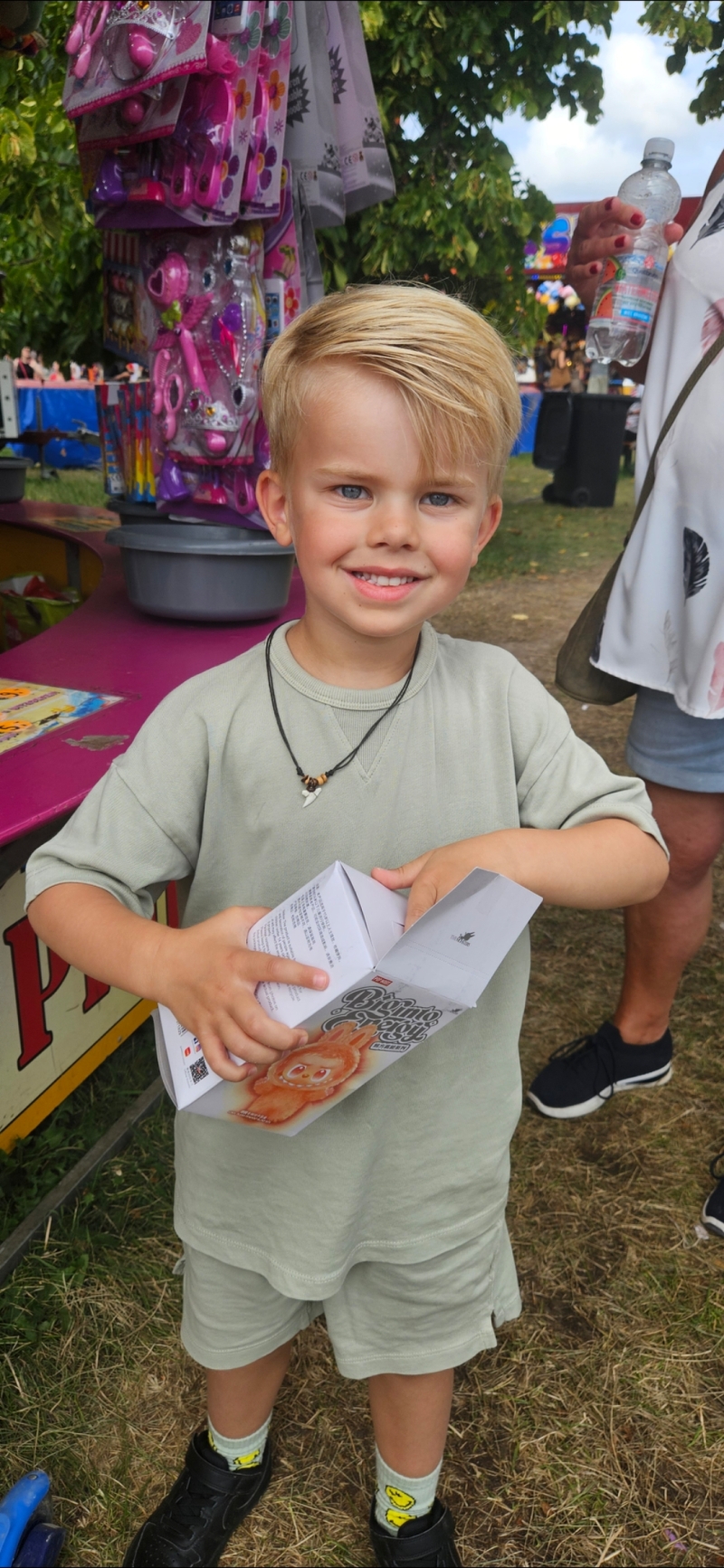 ZAZA Casting model ID: 22884