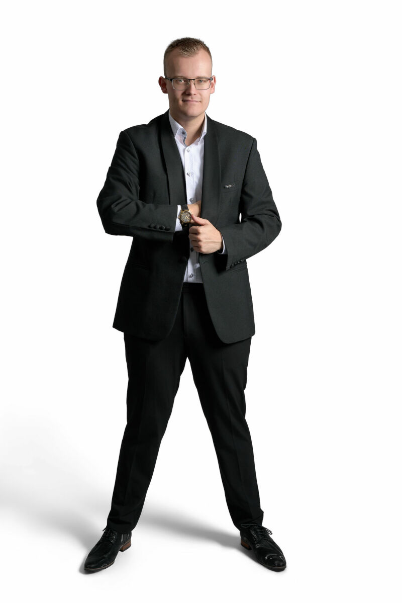 ZAZA Casting model ID: 27654