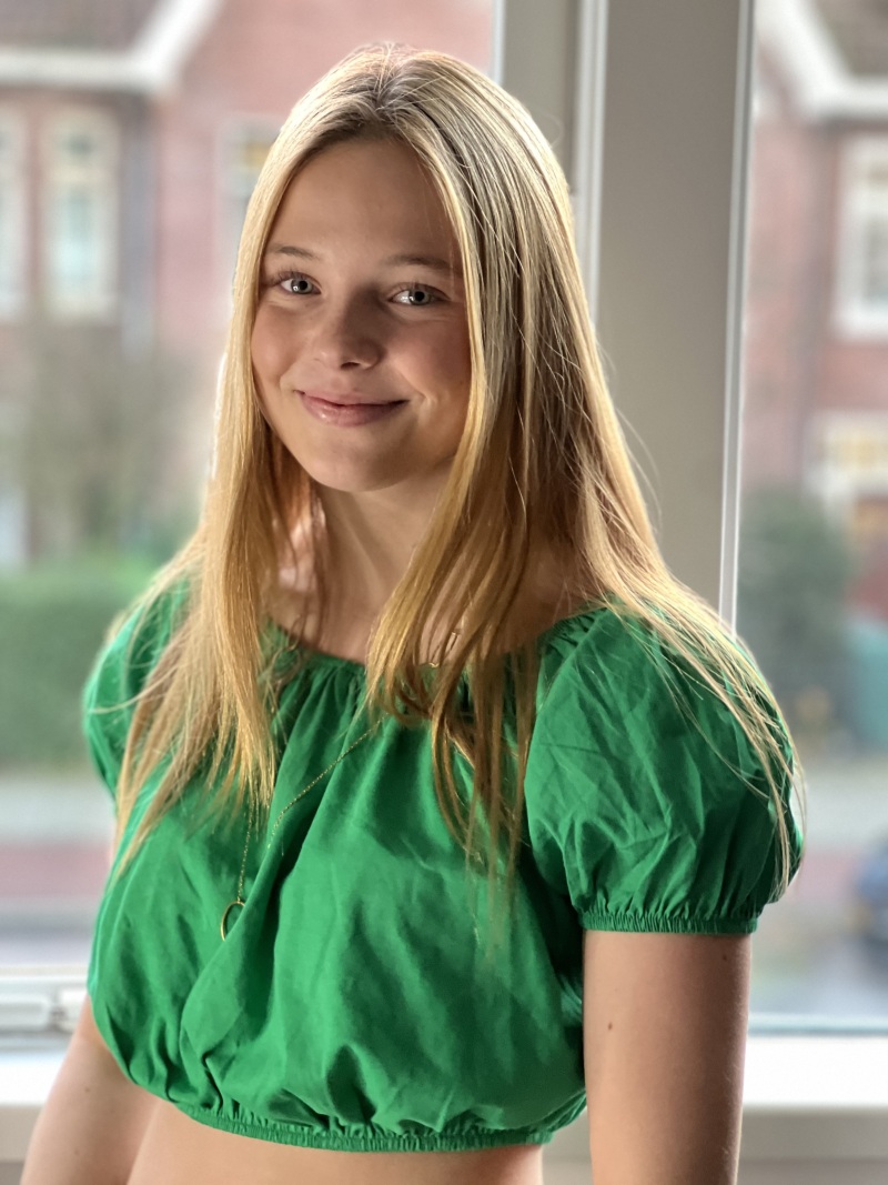 ZAZA Casting model ID: 1323