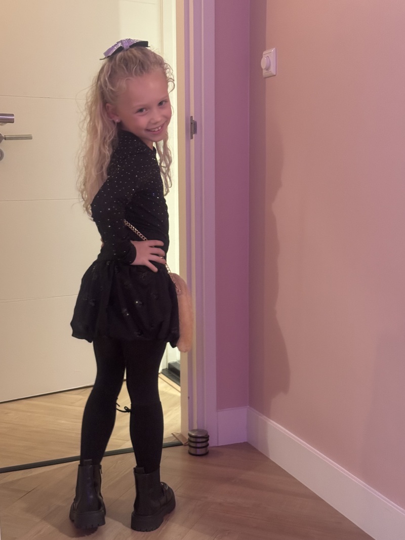 ZAZA Casting model ID: 17656