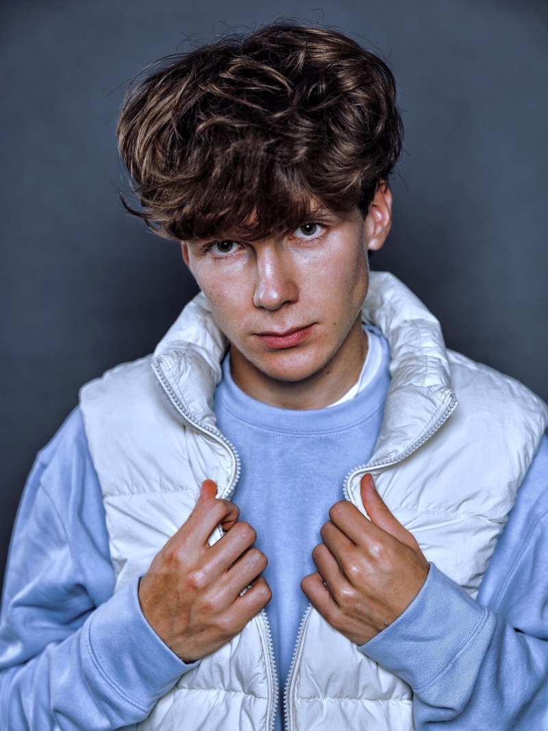 ZAZA Casting model ID: 27687