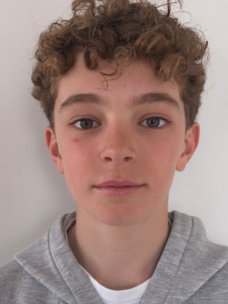 ZAZA Casting model ID: 27689