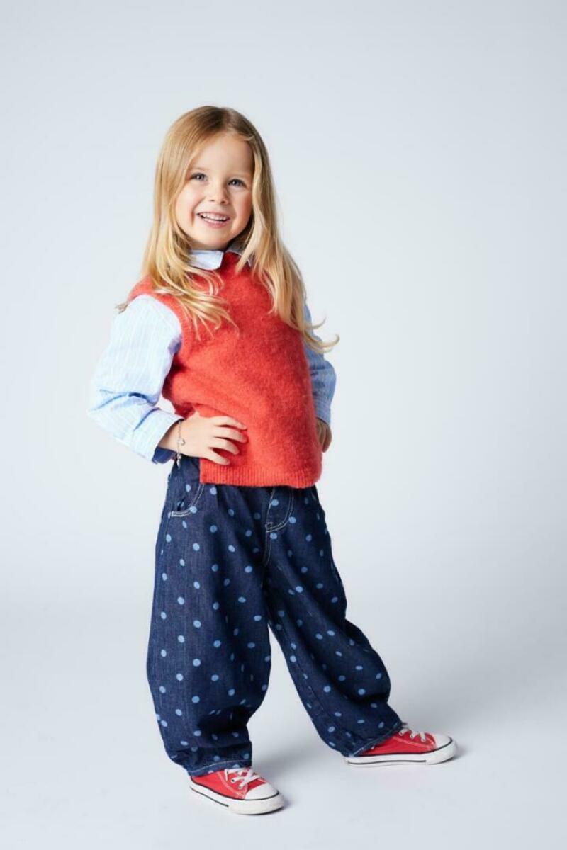 ZAZA Casting model ID: 27800