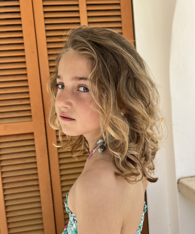 ZAZA Casting model ID: 25487