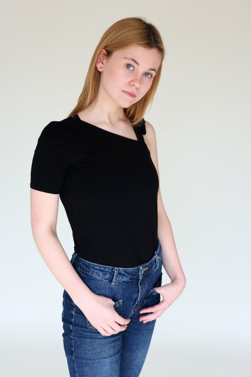 ZAZA Casting model ID: 27664