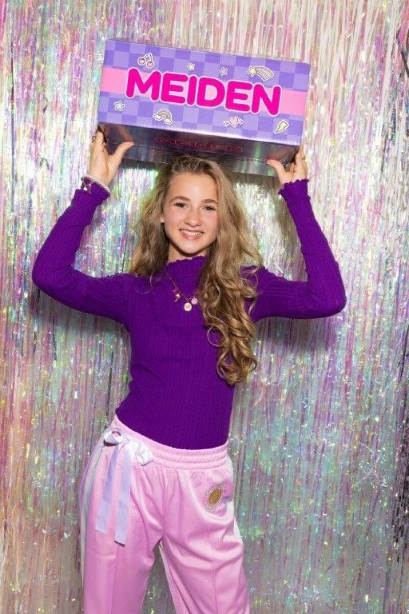 ZAZA Casting model ID: 23206