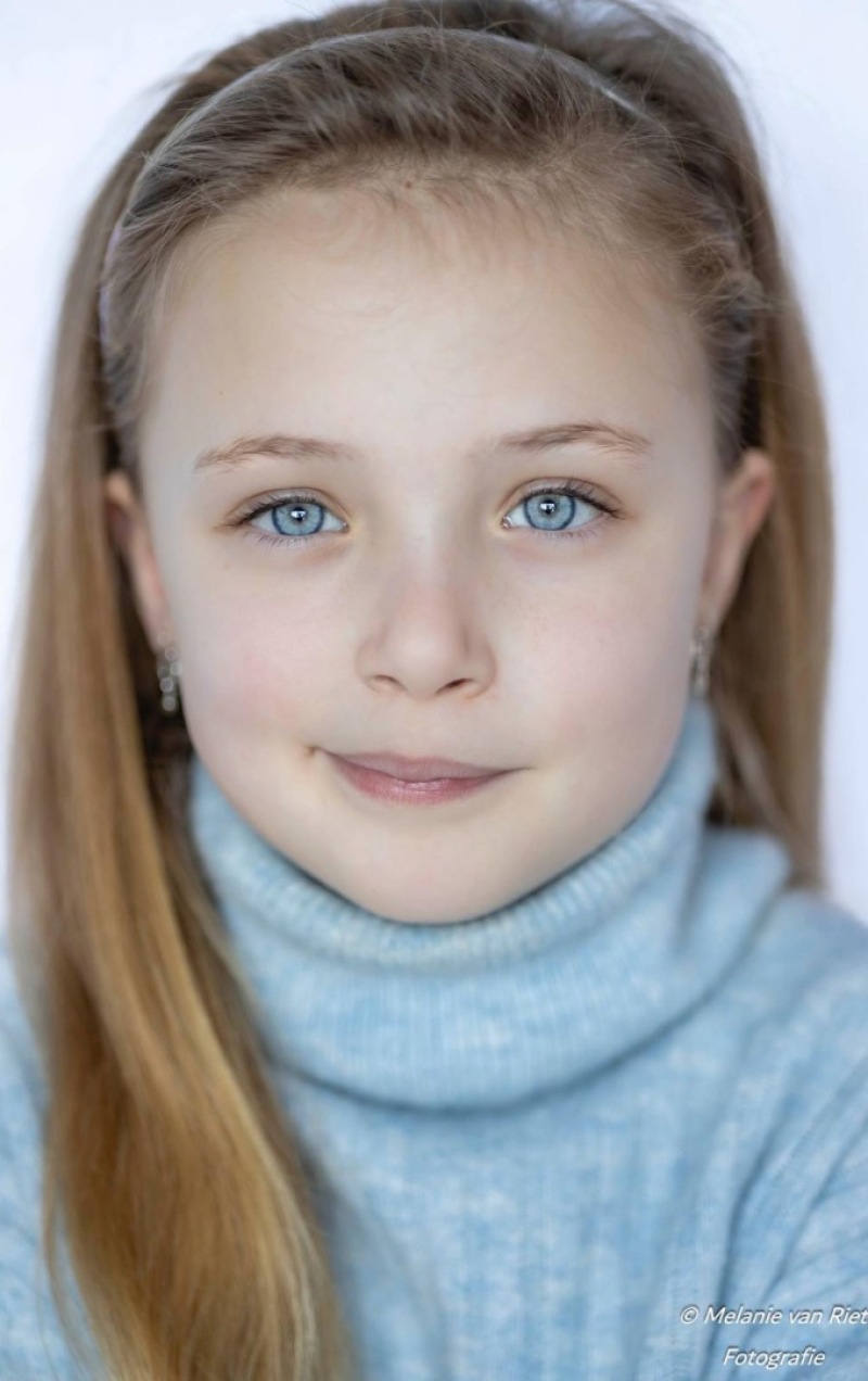 ZAZA Casting model ID: 27853
