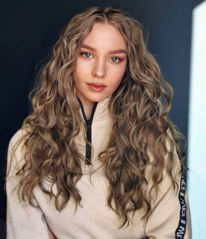 ZAZA Casting model ID: 27856