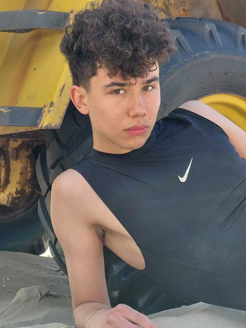 ZAZA Casting model ID: 27363