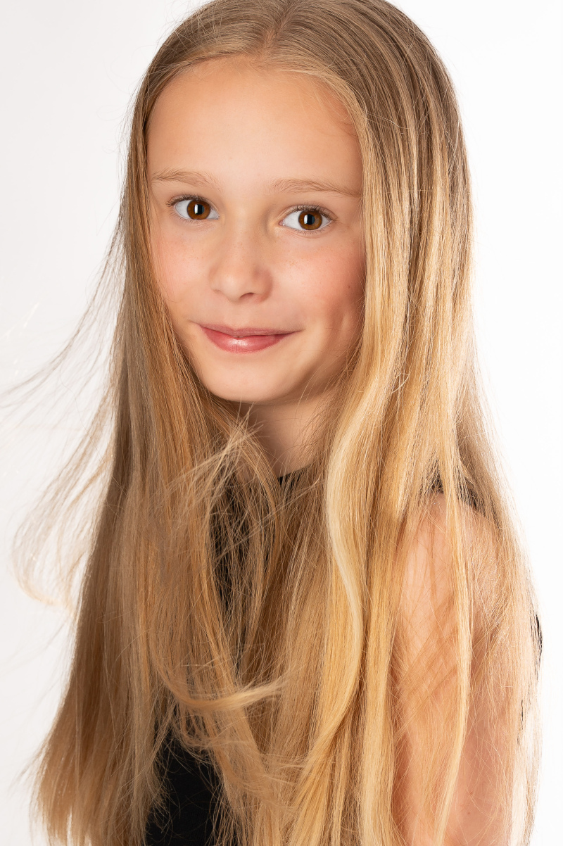 ZAZA Casting model ID: 22012